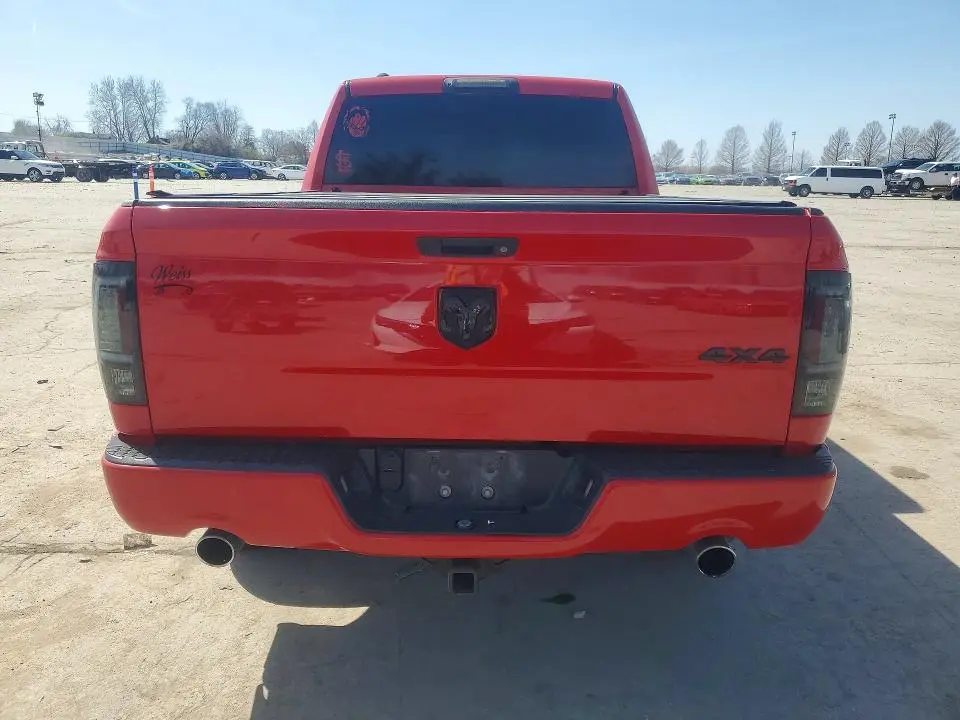 2016 RAM 1500 ST  