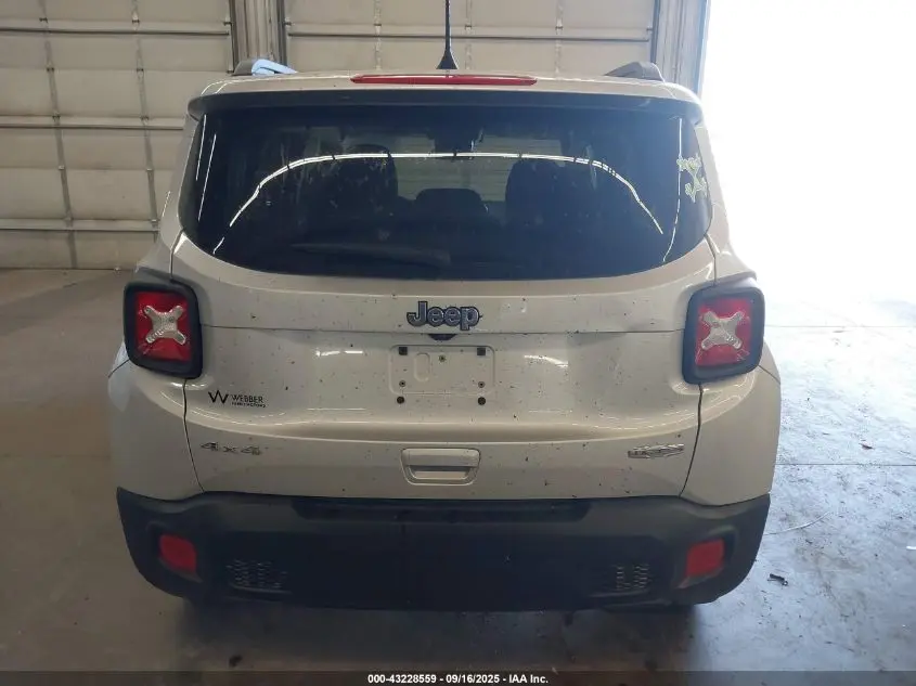 2018 JEEP RENEGADE LATITUDE 4X4