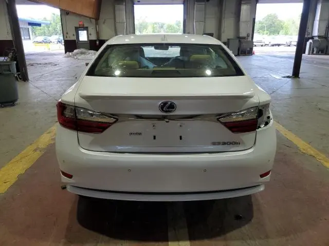 2017 LEXUS ES 300H  