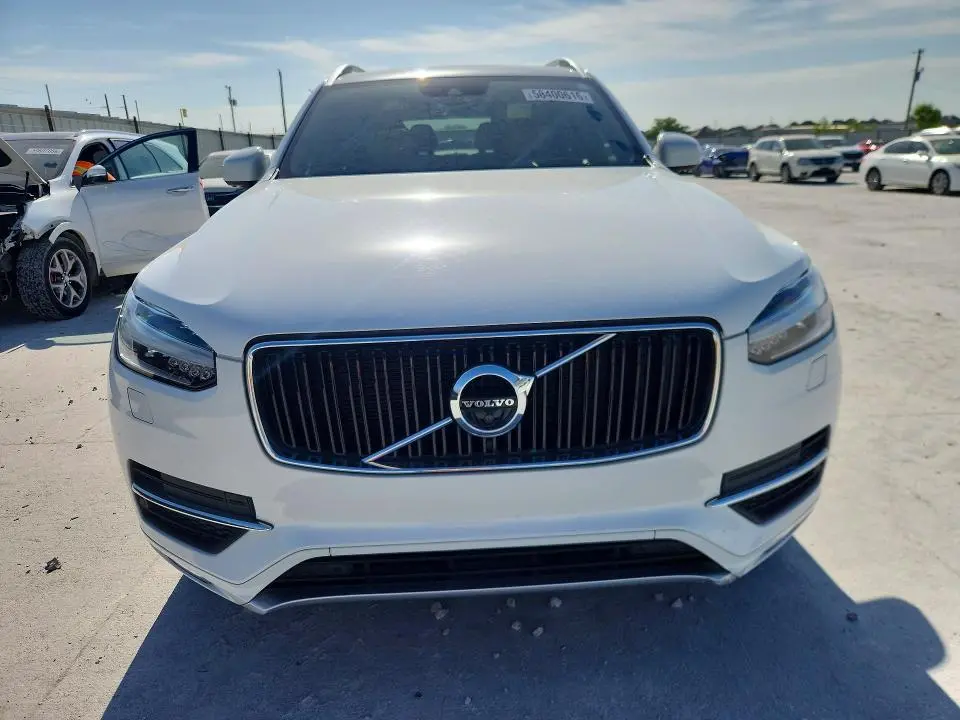 2018 VOLVO XC90   