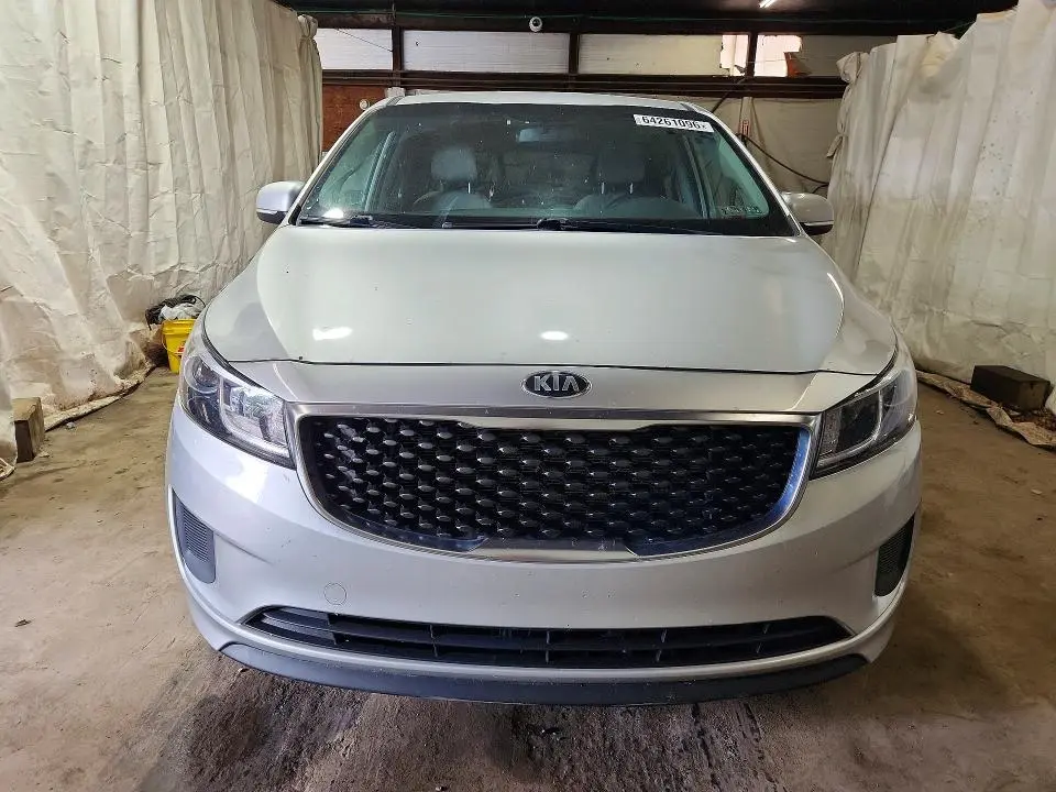 2016 KIA SEDONA LX  