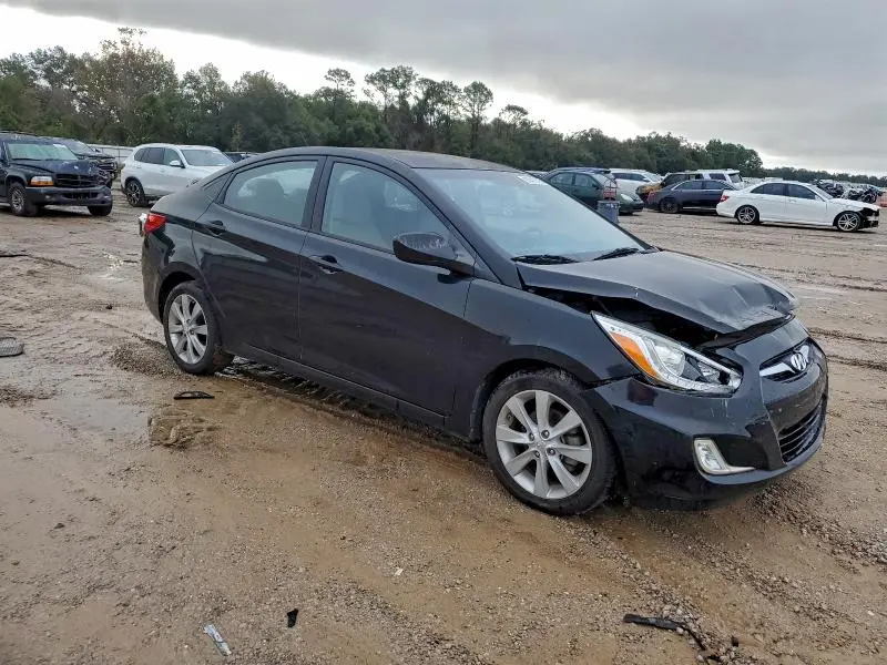 2014 HYUNDAI ACCENT GLS  