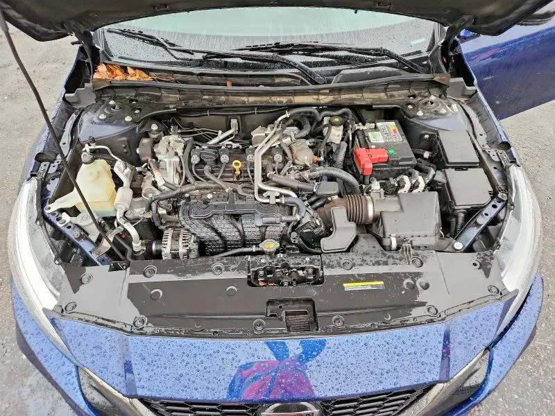 2021 NISSAN ALTIMA SR  