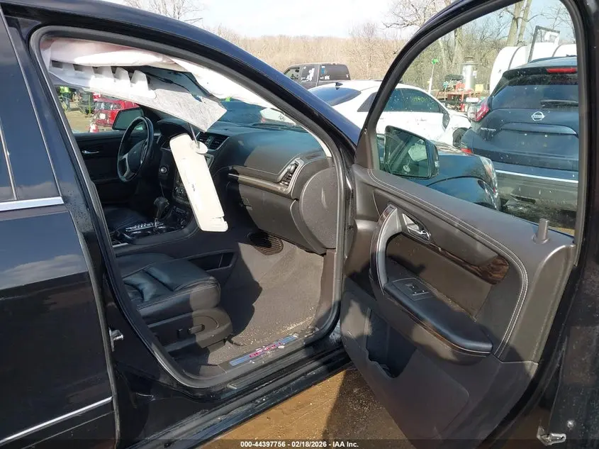 2016 GMC ACADIA DENALI