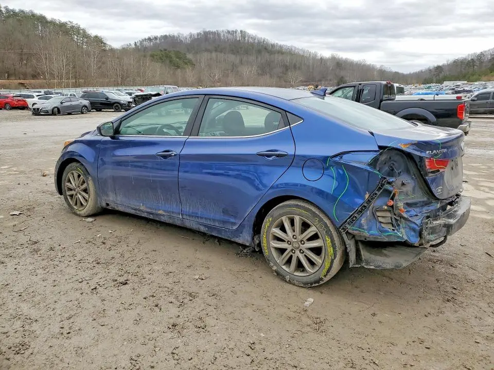2015 HYUNDAI ELANTRA SE  
