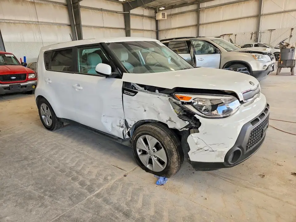 2016 KIA SOUL   