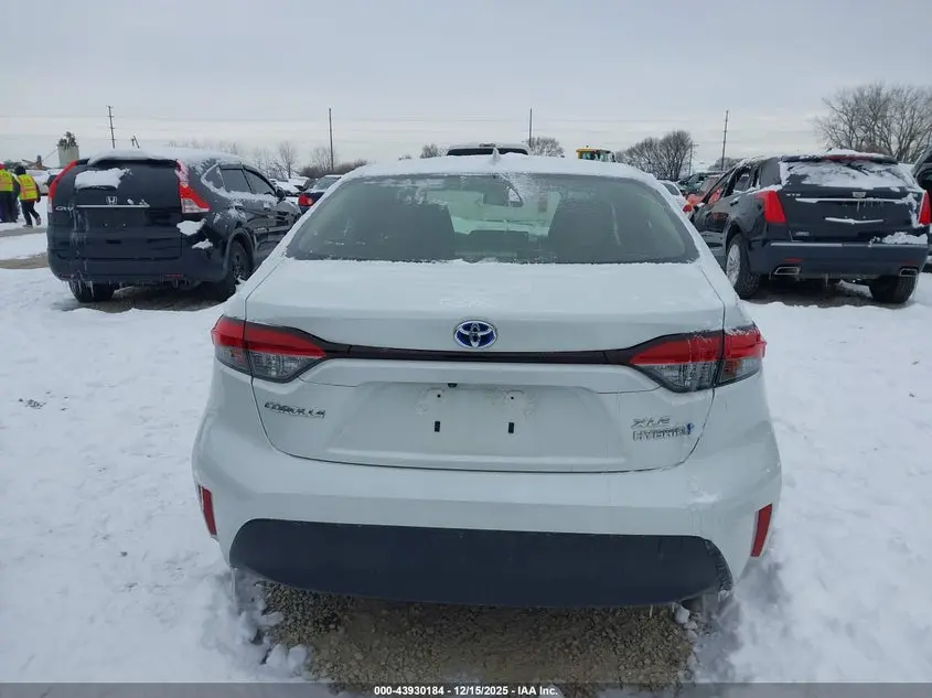 2024 TOYOTA COROLLA HYBRID XLE