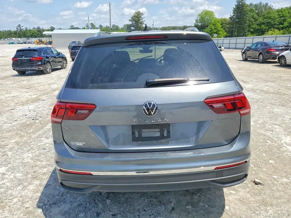 2024 VOLKSWAGEN TIGUAN SE  