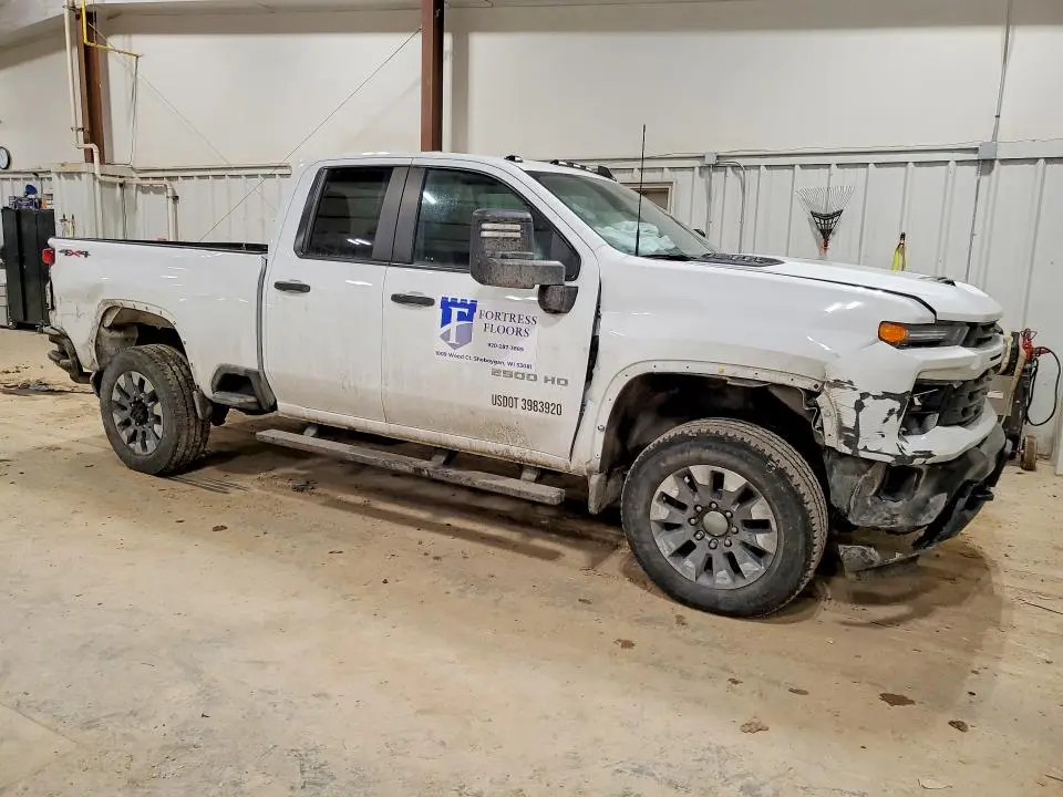2024 CHEVROLET SILVERADO K2500 CUSTOM  