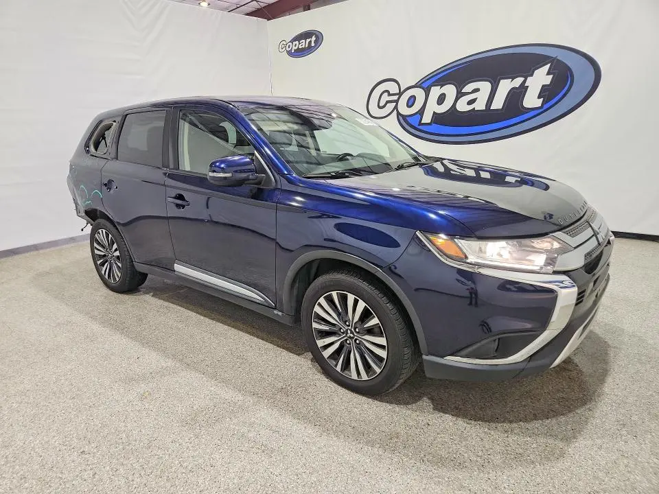 2020 MITSUBISHI OUTLANDER SE  