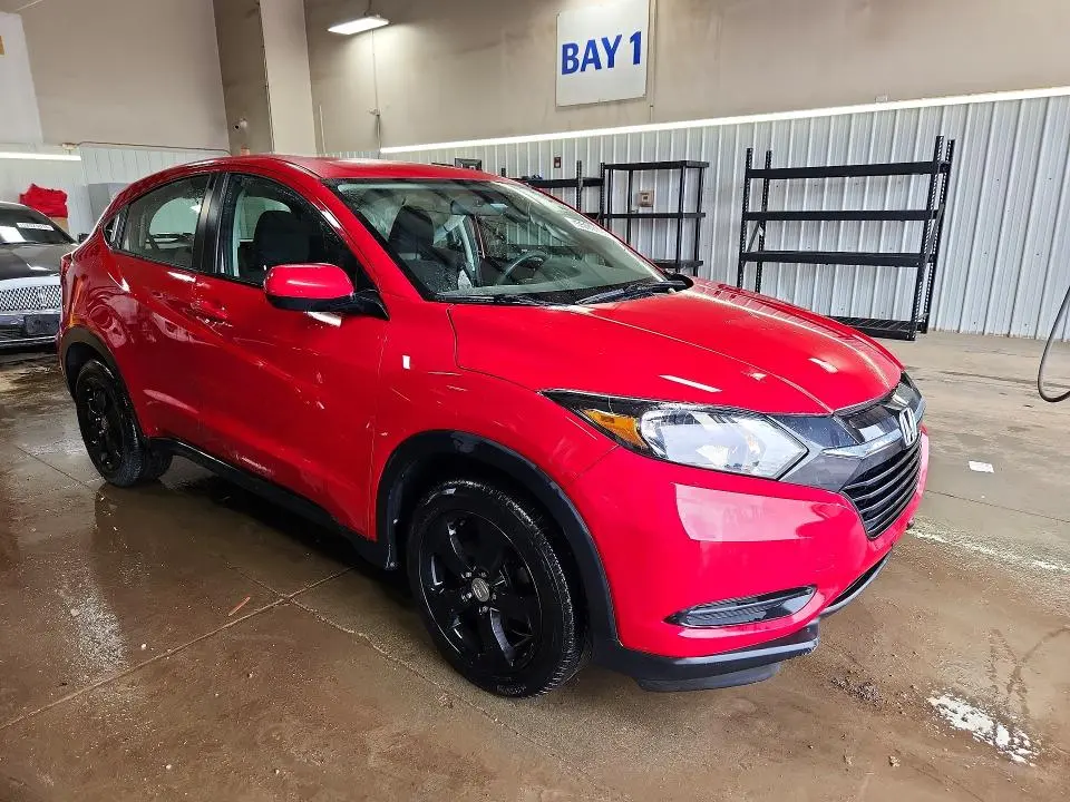 2018 HONDA HR-V LX  