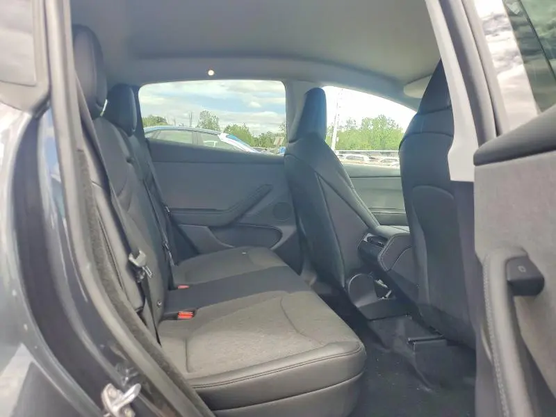 2026 TESLA MODEL Y   