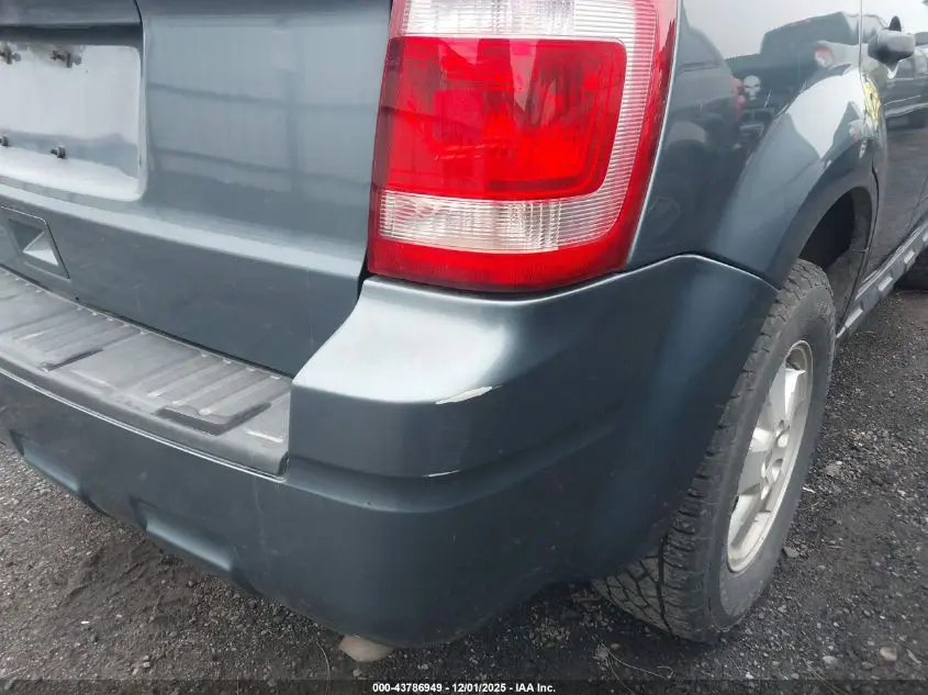 2011 FORD ESCAPE XLT