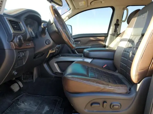 2016 NISSAN TITAN XD SL  