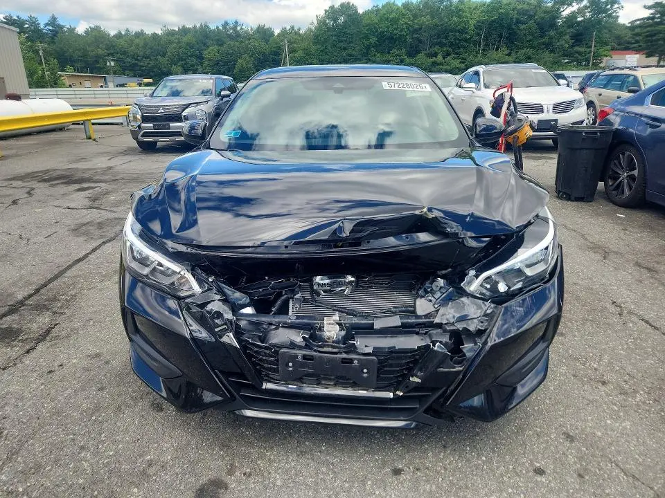 2021 NISSAN SENTRA SV  