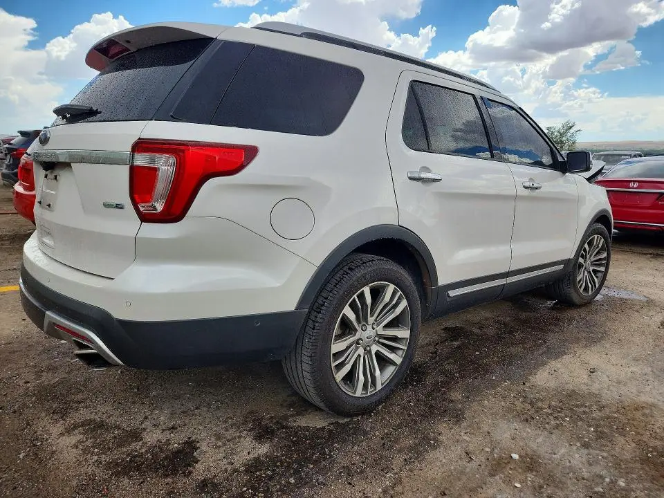2017 FORD EXPLORER PLATINUM  