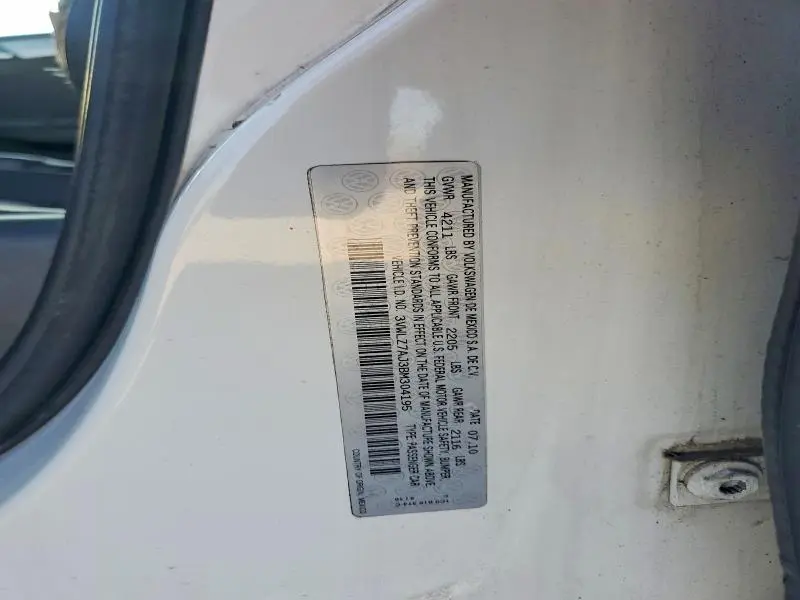 2011 VOLKSWAGEN JETTA SEL  