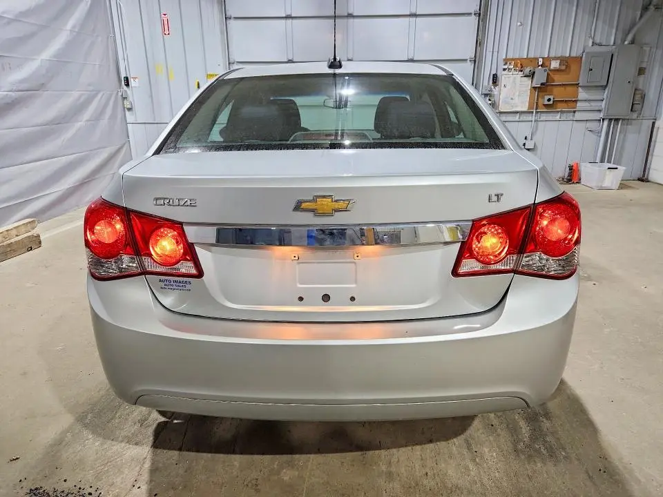 2015 CHEVROLET CRUZE LT  