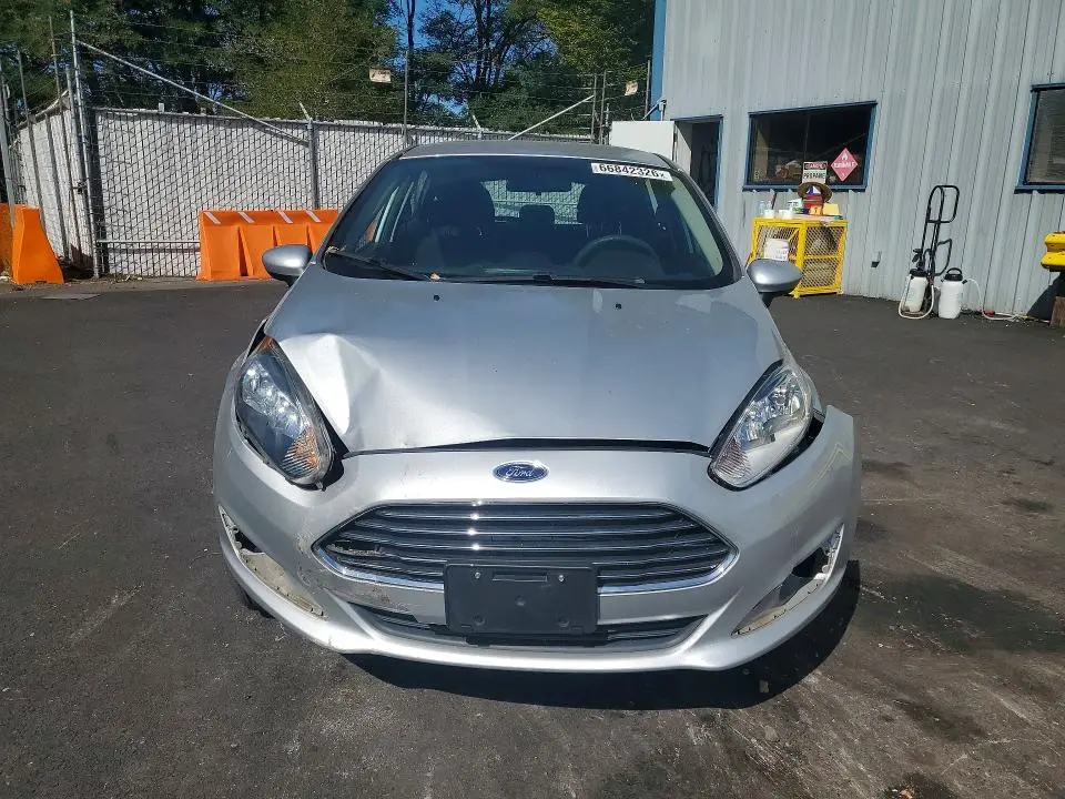 2019 FORD FIESTA SE  