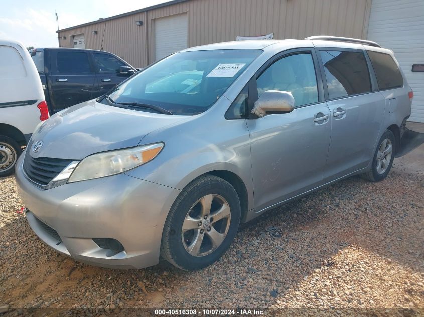 2011 TOYOTA SIENNA LE V6