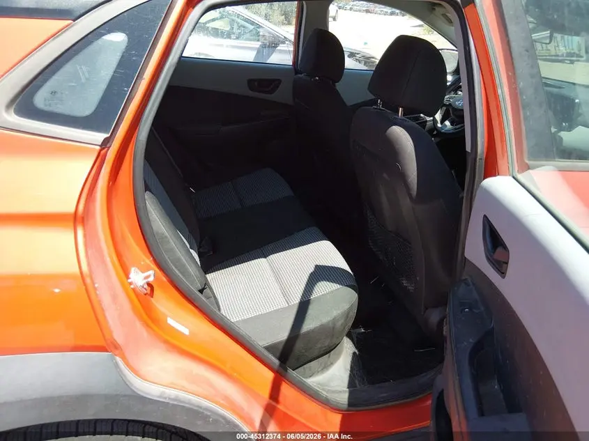 2020 HYUNDAI KONA SE