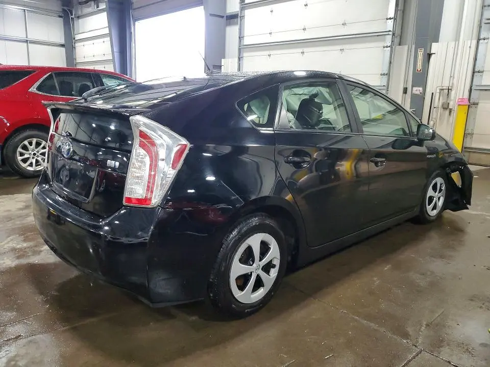 2014 TOYOTA PRIUS FOUR  