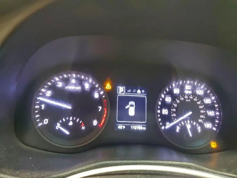 2018 HYUNDAI TUCSON SE  