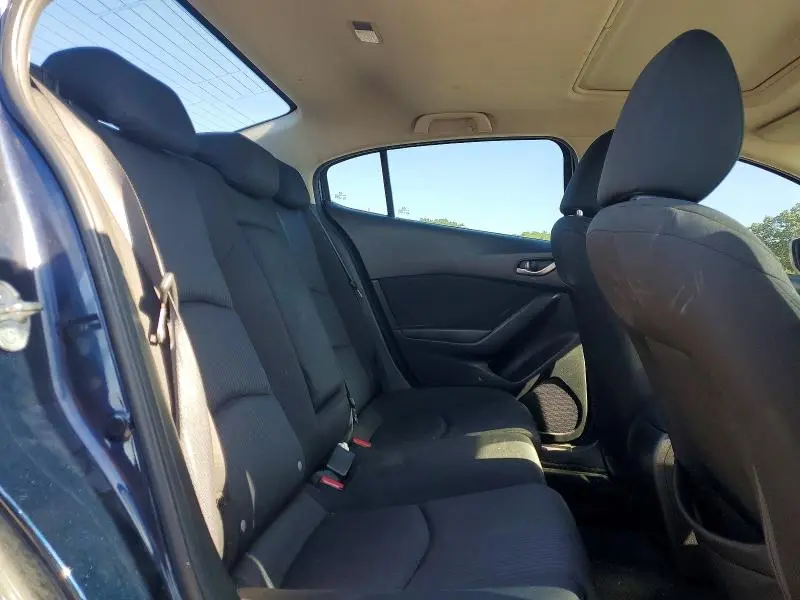 2016 MAZDA 3 TOURING  