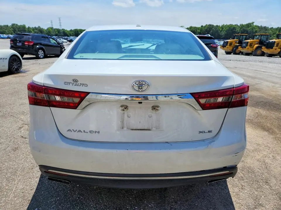2016 TOYOTA AVALON XLE  