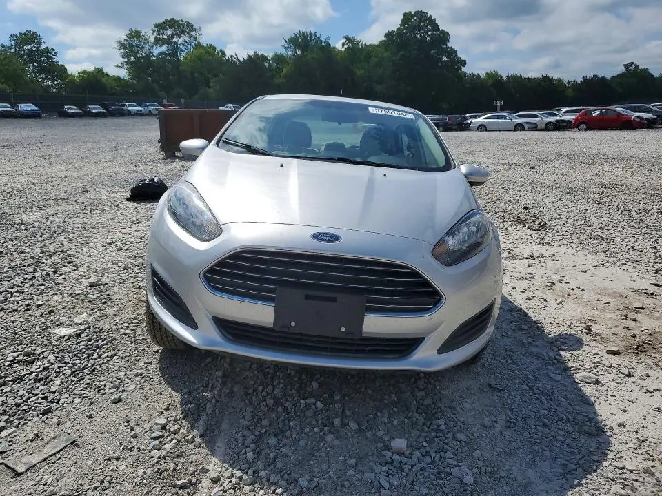 2017 FORD FIESTA SE  