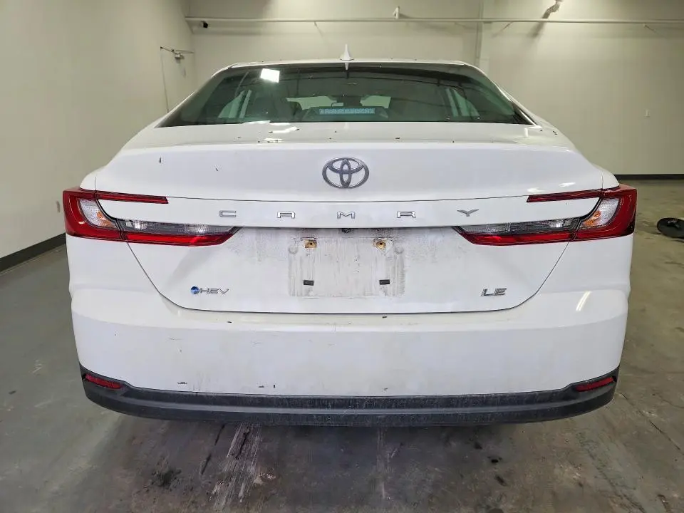 2025 TOYOTA CAMRY LE  