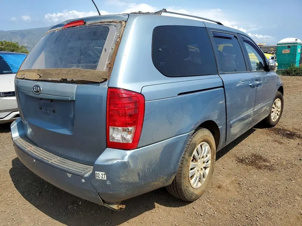 2012 KIA SEDONA LX  