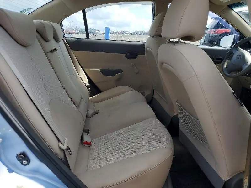 2011 HYUNDAI ACCENT   