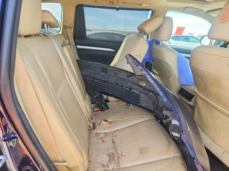 2015 TOYOTA HIGHLANDER XLE  