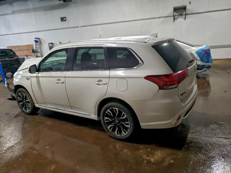 2018 MITSUBISHI OUTLANDER SE  
