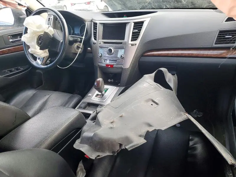 2013 SUBARU LEGACY 2.5I LIMITED  