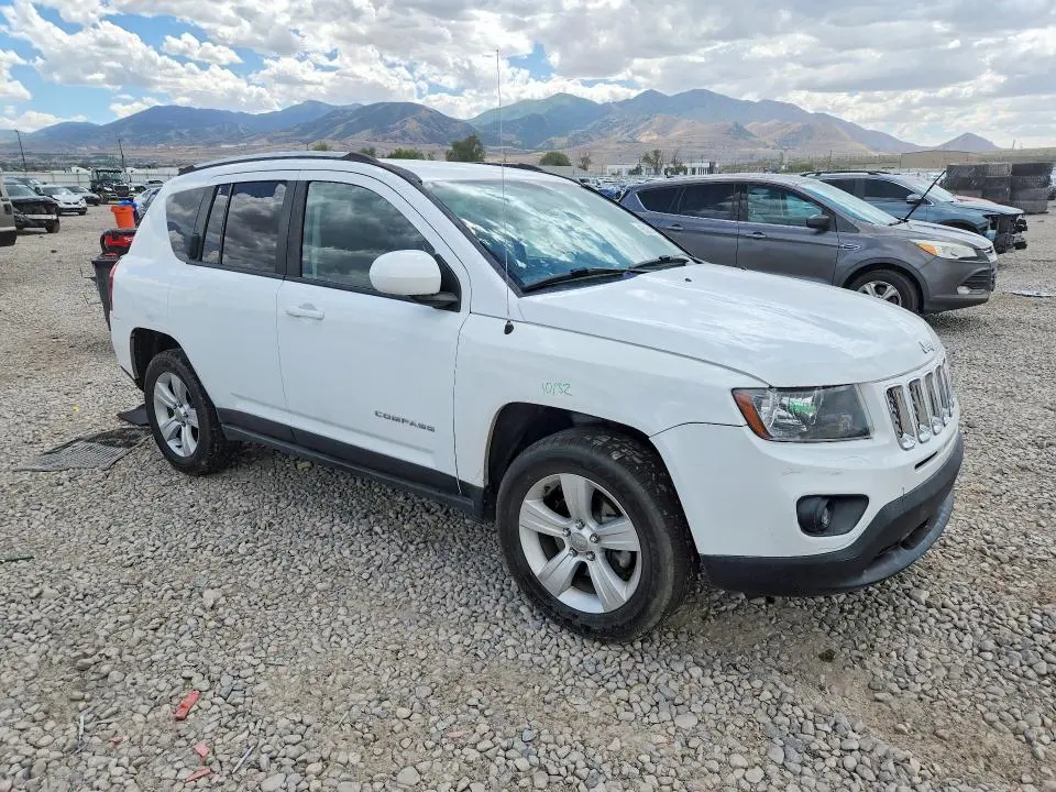 2016 JEEP COMPASS LATITUDE  