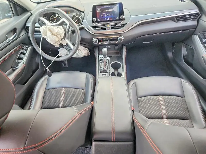 2023 NISSAN ALTIMA SR  