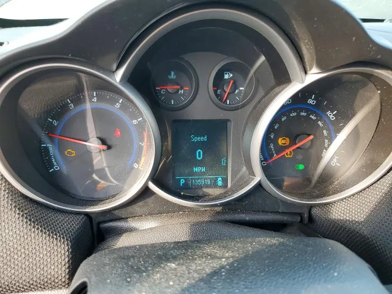 2011 CHEVROLET CRUZE LT  