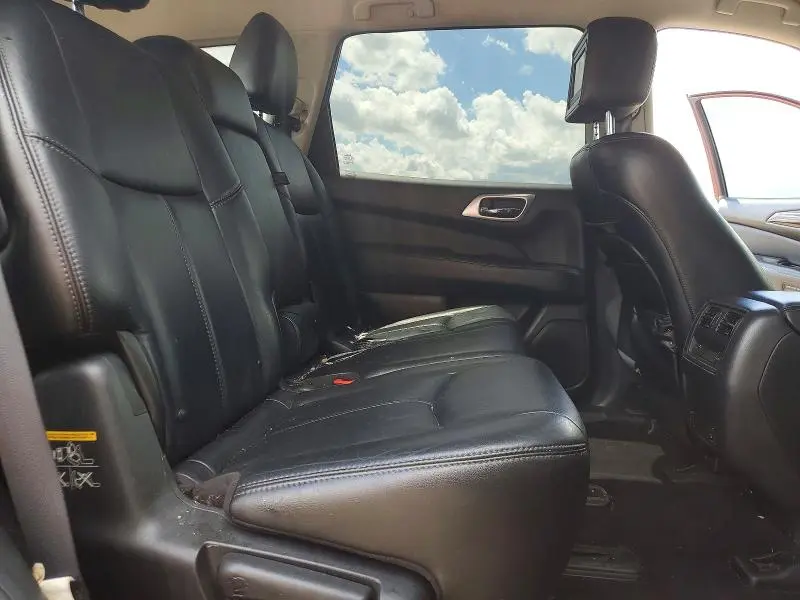 2013 NISSAN PATHFINDER S  