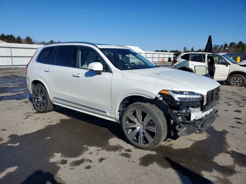 2025 VOLVO XC90 PLUS  