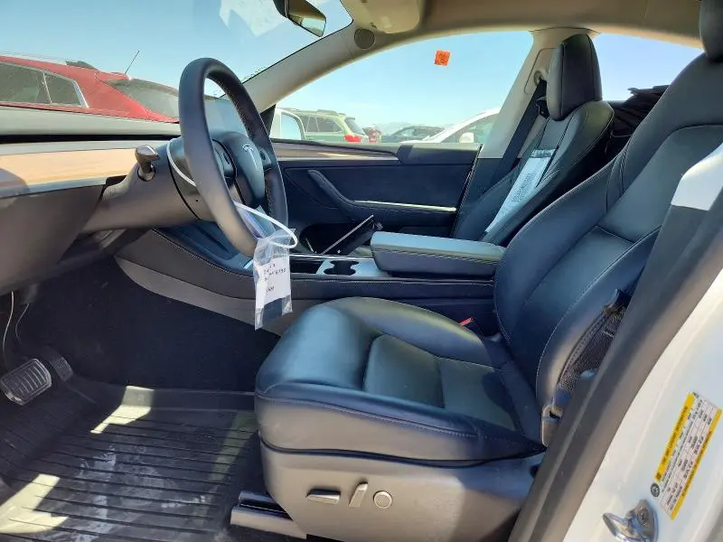 2025 TESLA MODEL Y   