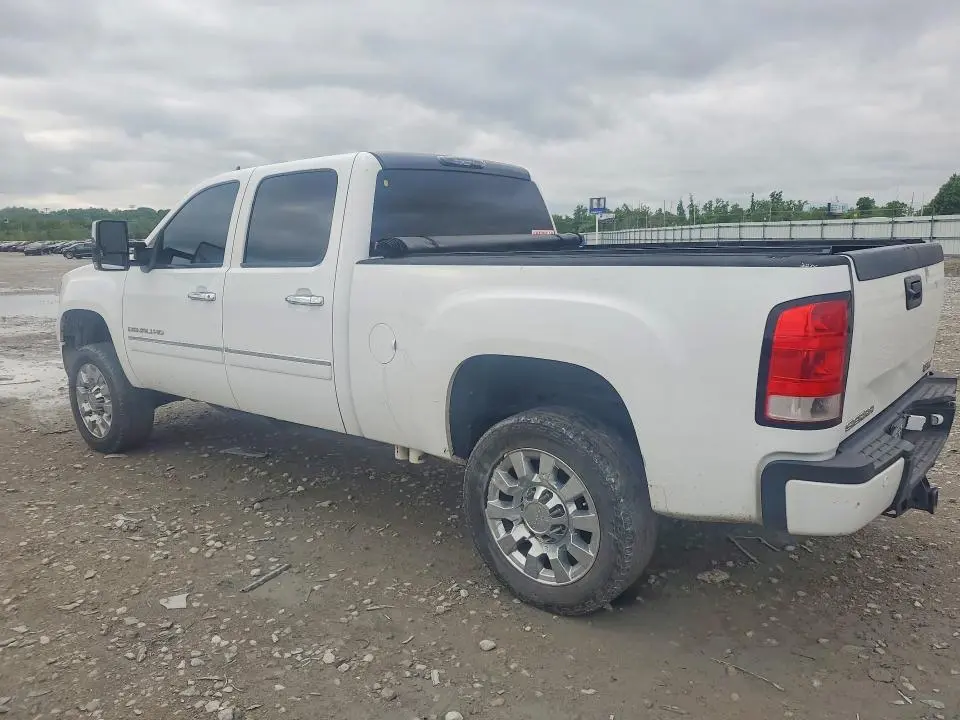 2013 GMC SIERRA   
