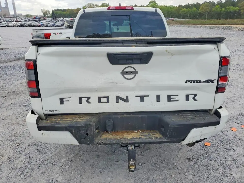 2023 NISSAN FRONTIER PRO-4X  