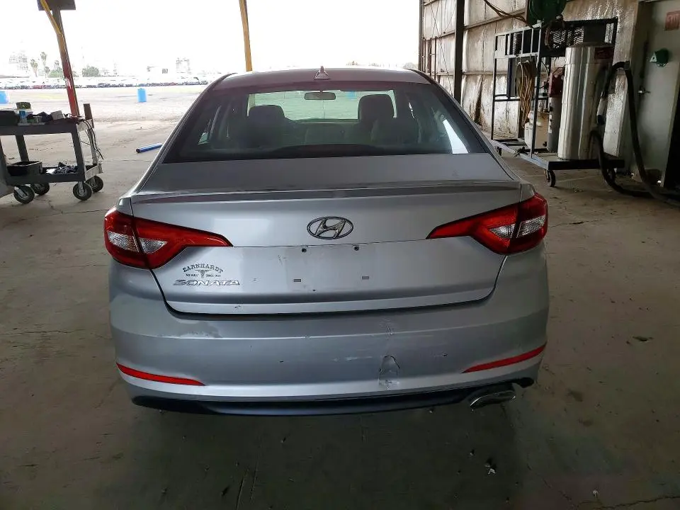 2016 HYUNDAI SONATA SE  