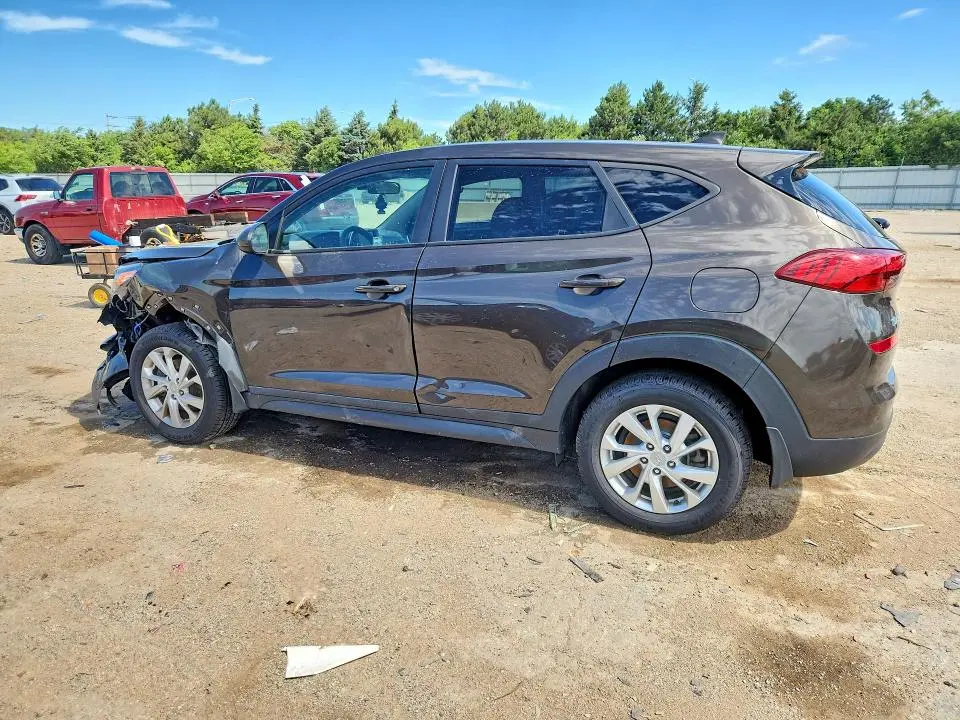 2020 HYUNDAI TUCSON SE  