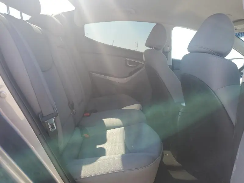 2012 HYUNDAI ELANTRA GLS  