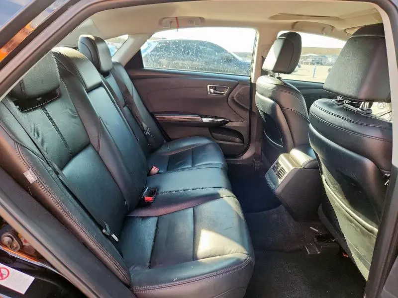 2017 TOYOTA AVALON XLE  