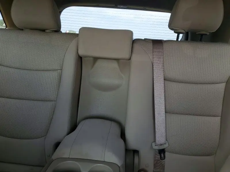 2012 KIA SORENTO LX  