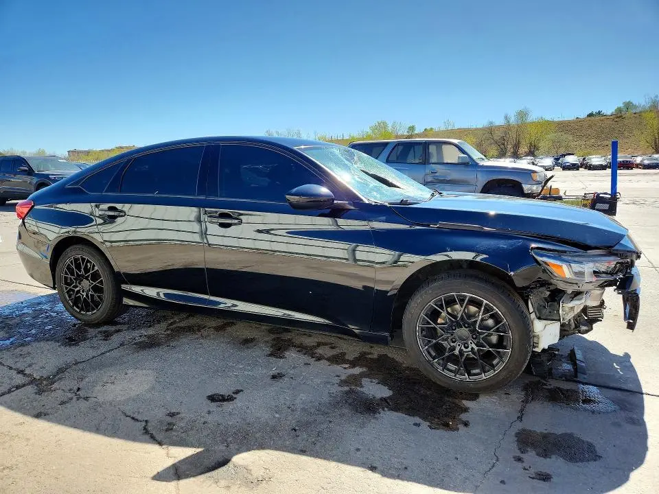 2018 HONDA ACCORD LX  